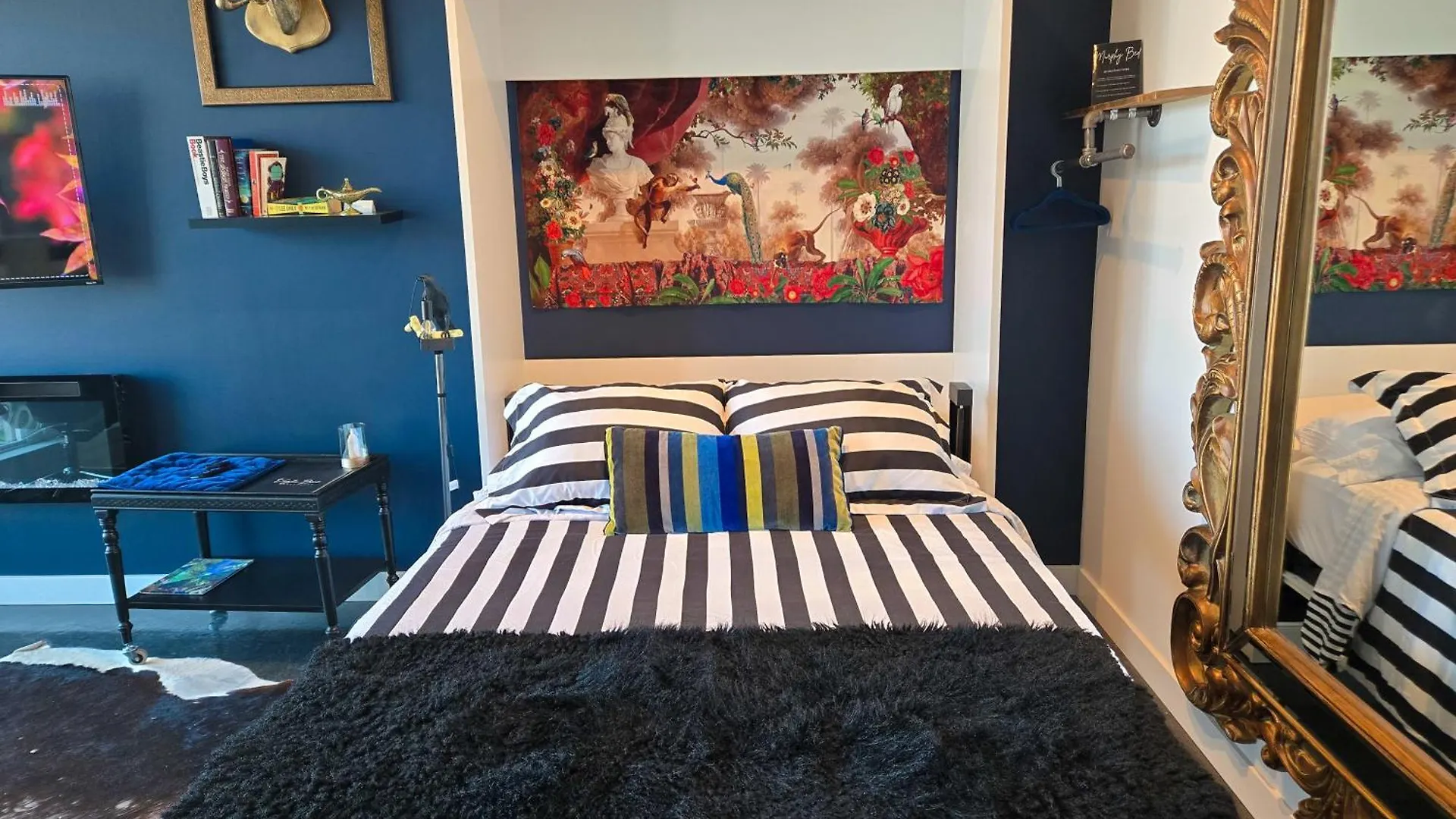 Boutique Studio City Views, Patio, Fireplace Voglio Bene Calgary Apartment