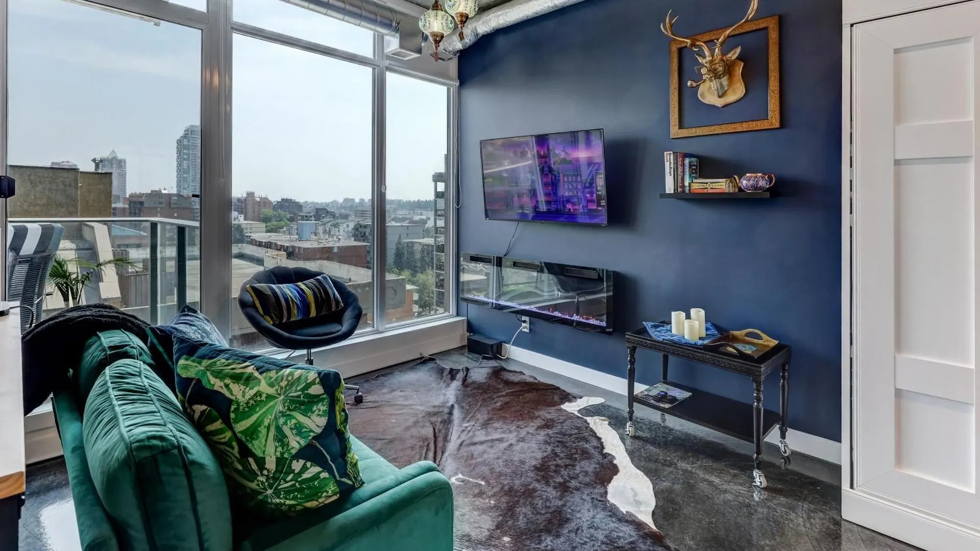 Boutique Studio City Views, Patio, Fireplace Voglio Bene Calgary 0*,