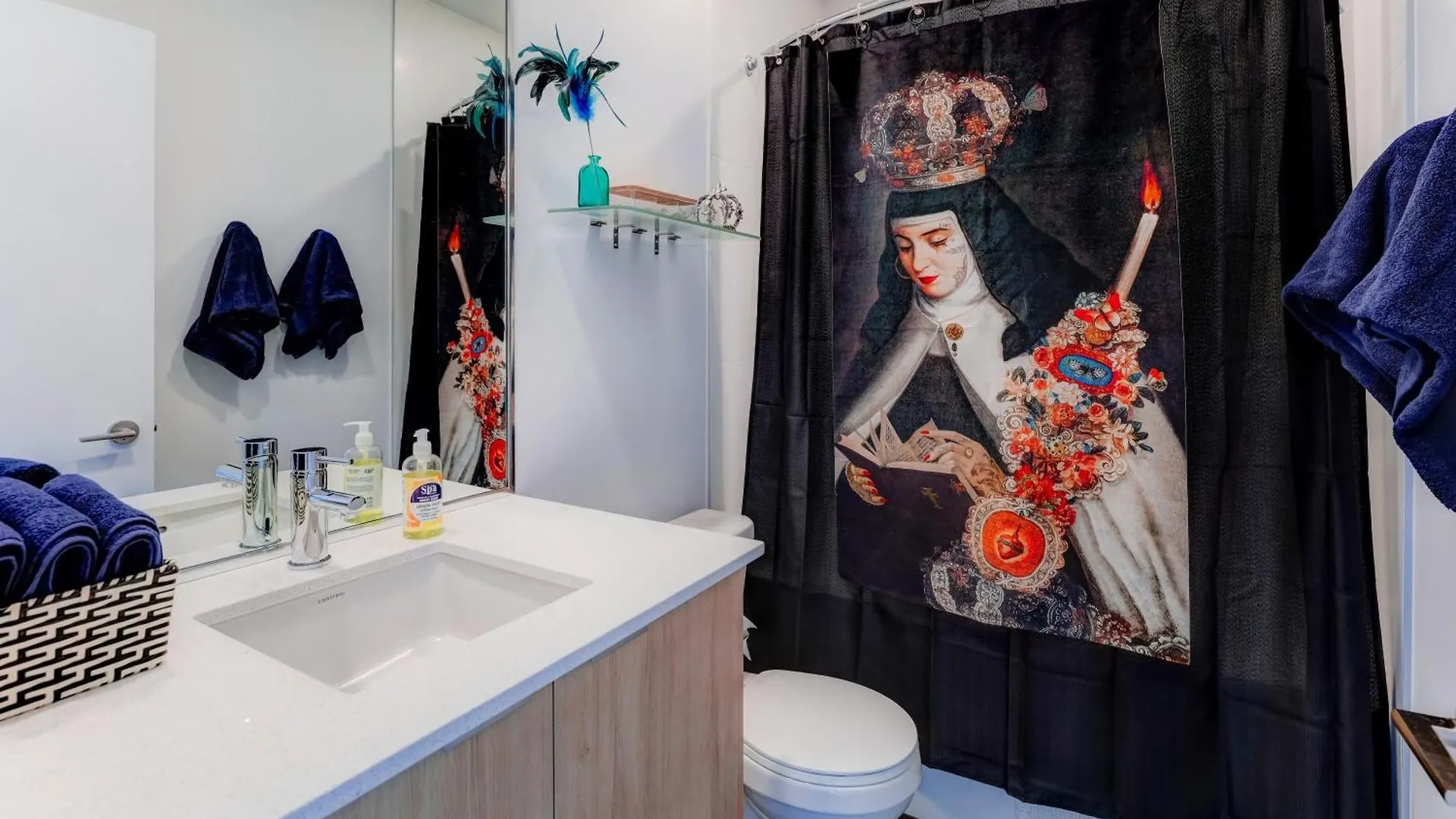 Boutique Studio City Views, Patio, Fireplace Voglio Bene Calgary Appartement